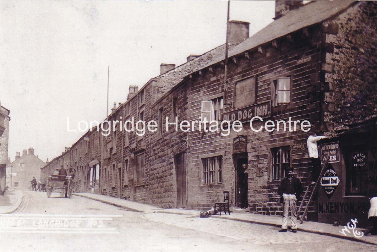 566A - Market Place - View of Dog Inn - 1911